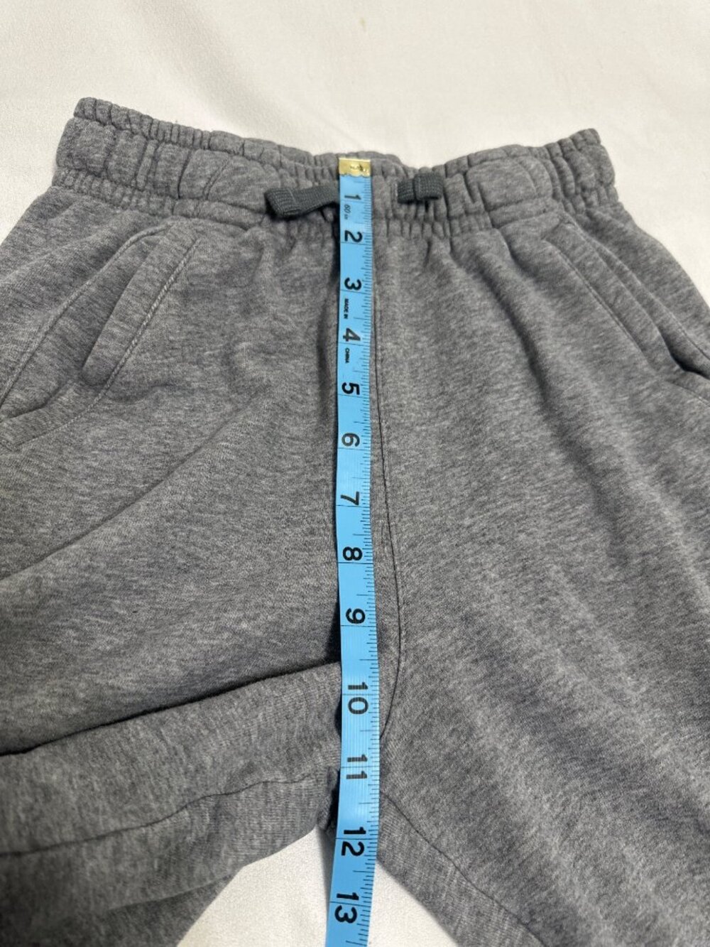 Nike Boys Sportswear Club Fleece Shorts Heather Gray Big Logo L - Picture 8 of 8